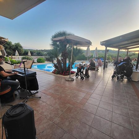 Eria Resort For People With Special Abilities Maleme Esterno foto